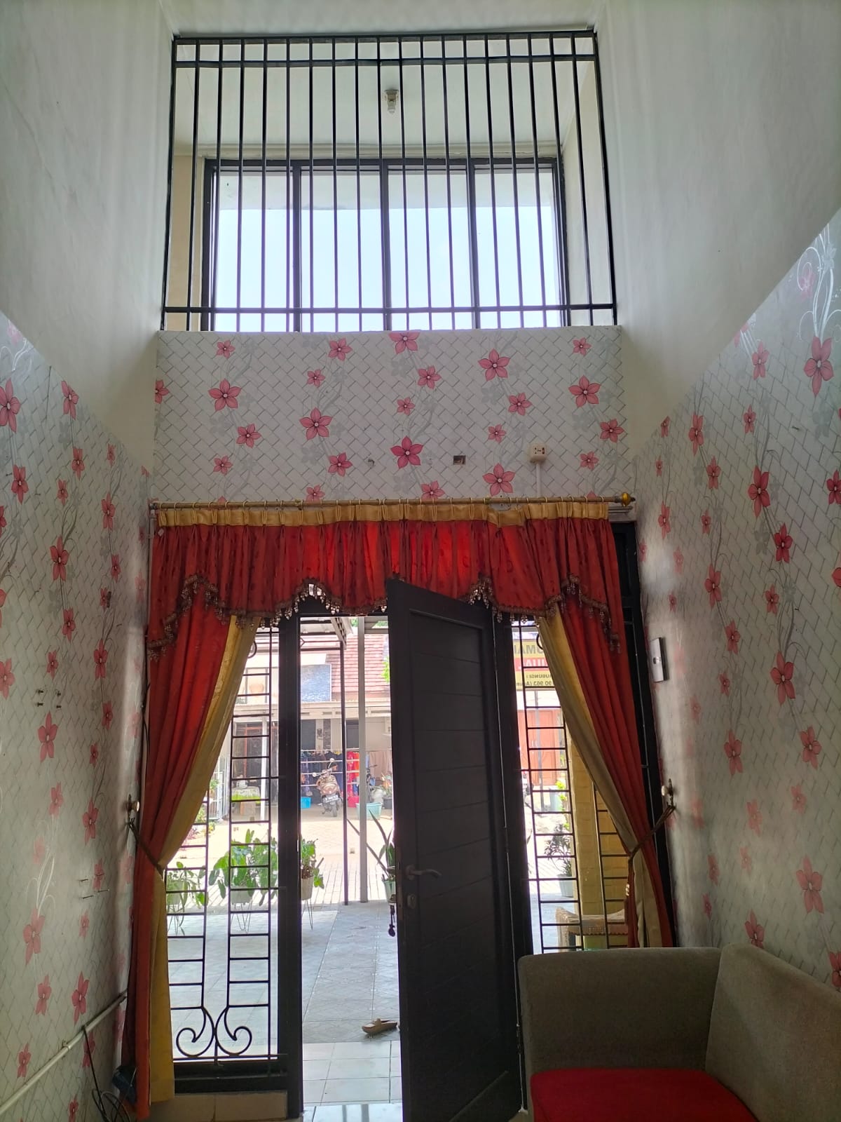 Rumah Dijual di Cluster Simprug Garden Jababeka Cikarang